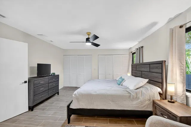 West Palm Beach Residence photo 18