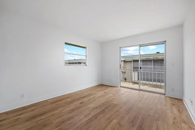 Residence photo 10