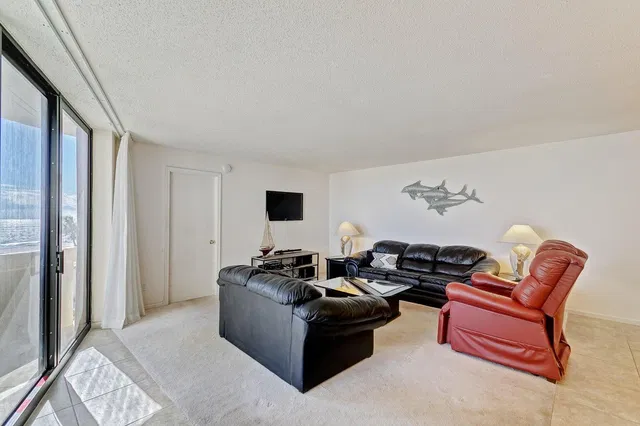 Singer Island Unit B - 6d photo 5