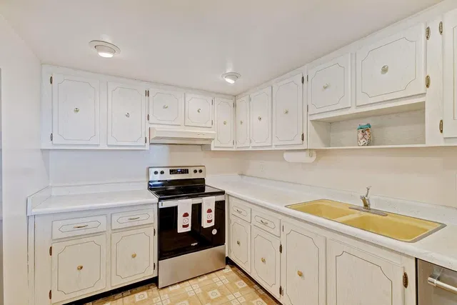 Singer Island Unit B - 6d photo 11