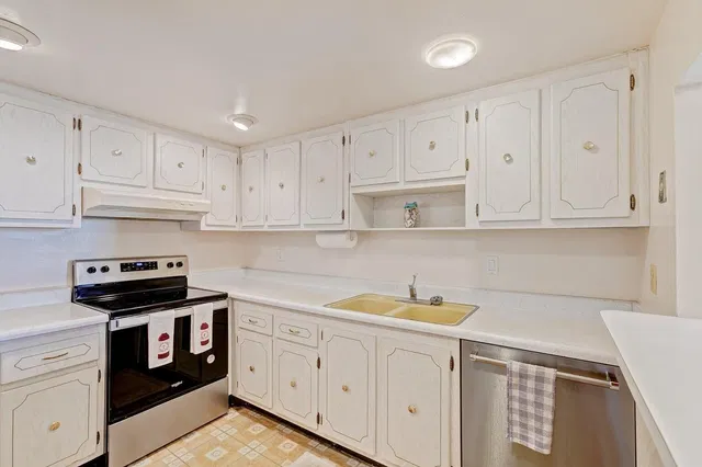 Singer Island Unit B - 6d photo 14