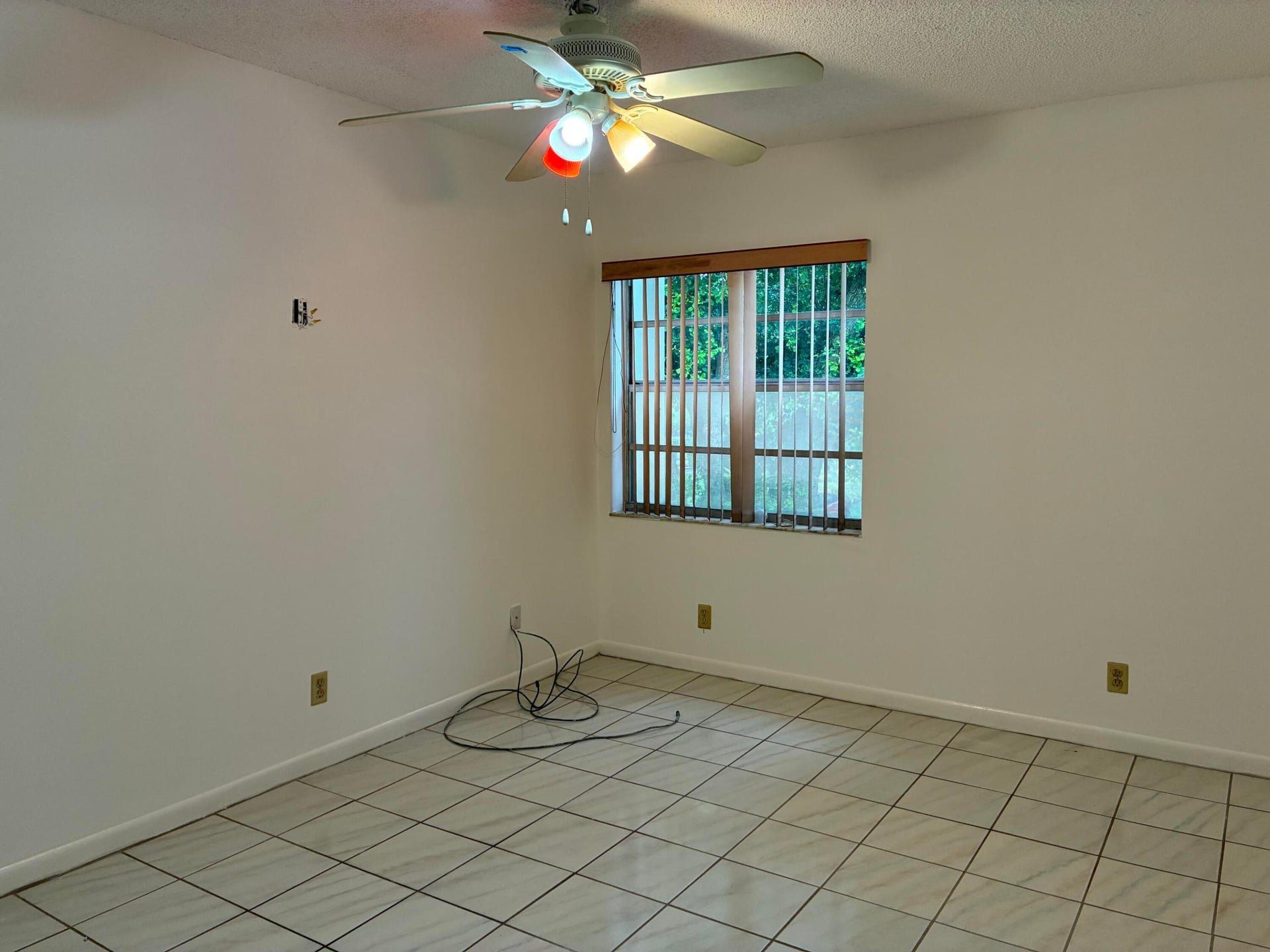 Unit 574 photo 30