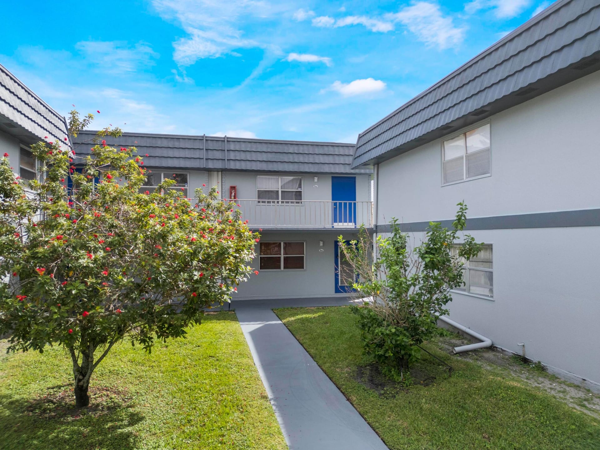 Residence photo 17