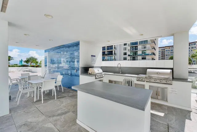 The Patrician of Palm Beach Unit 118 photo 23