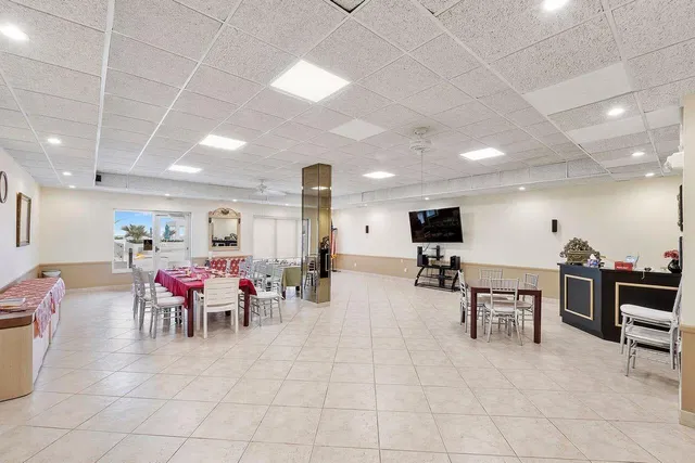 The Patrician of Palm Beach Unit 118 photo 32