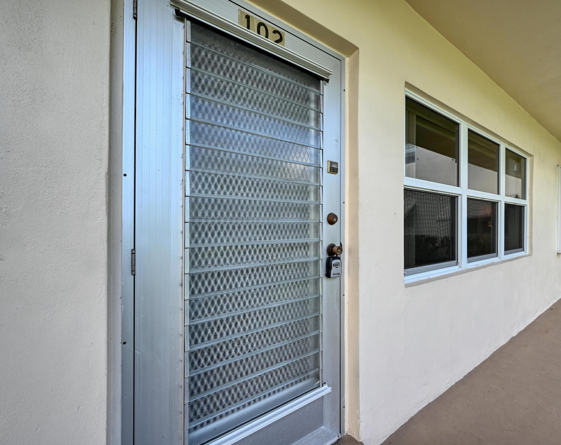 Unit 102 photo 2