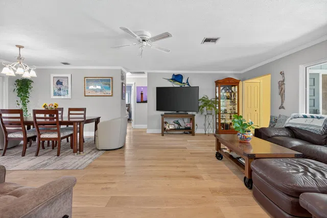 Rocky Point Residence photo 3