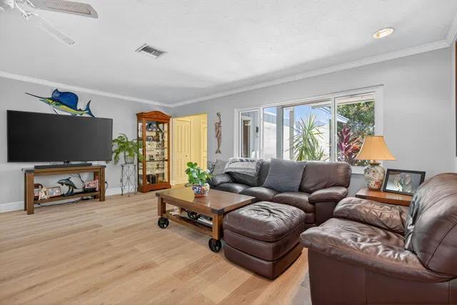 Rocky Point Residence photo 13