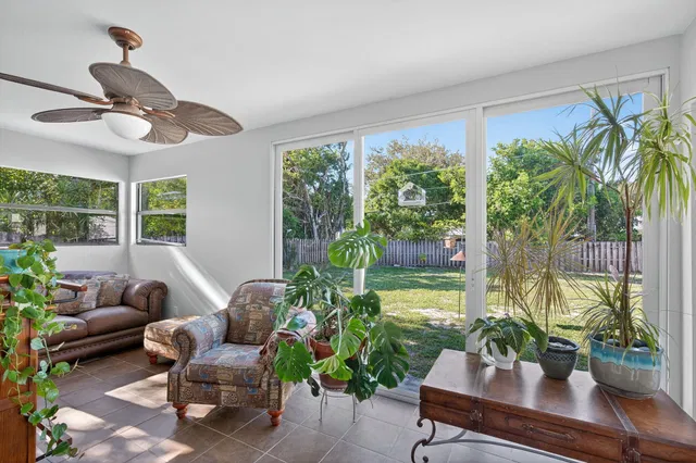 Rocky Point Residence photo 34