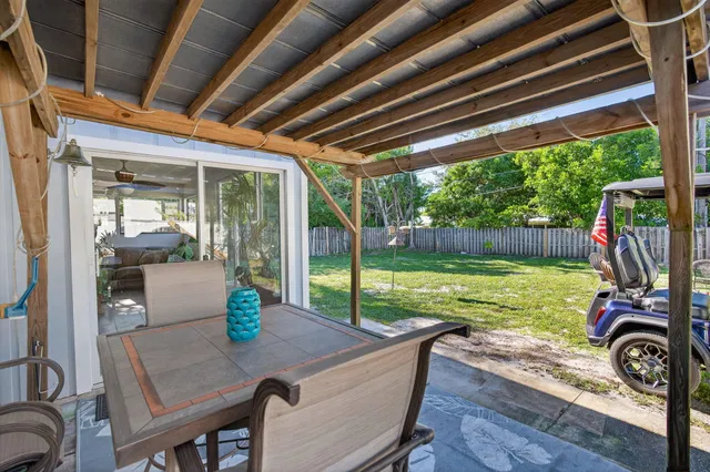 Rocky Point Residence photo 37