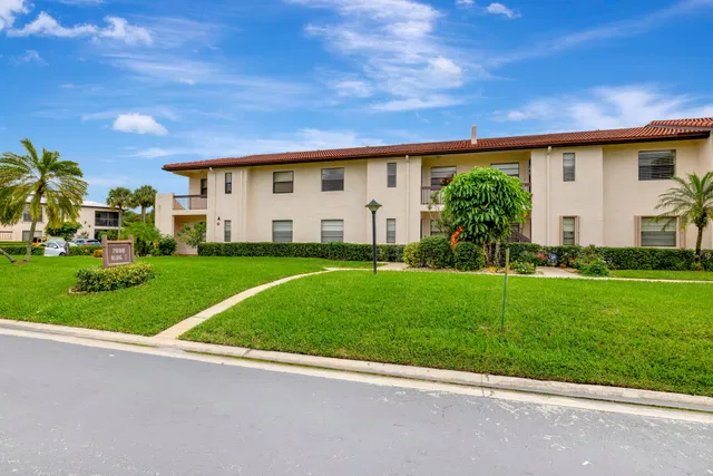 Boca Lago Country Club Homes Unit 7d photo 22