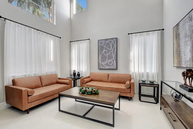  Residence photo 5
