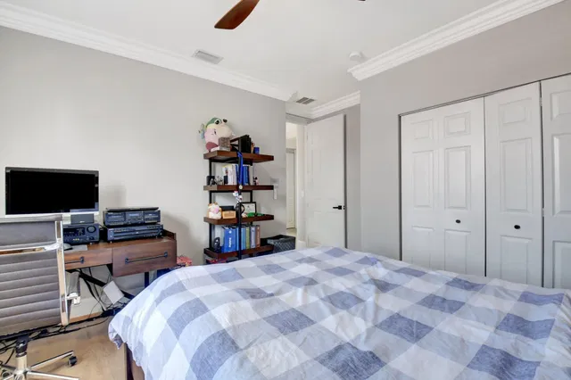  Residence photo 35