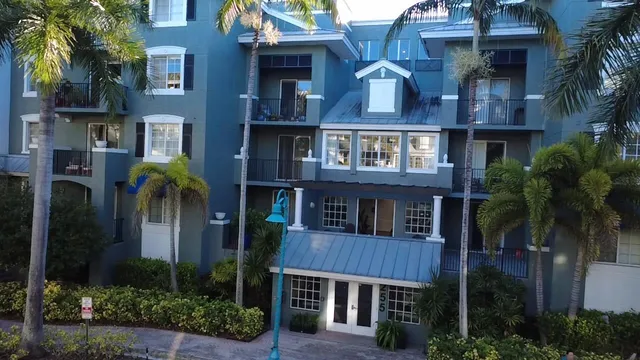 Pineapple Grove Village Condominiums Unit 2401 photo 3