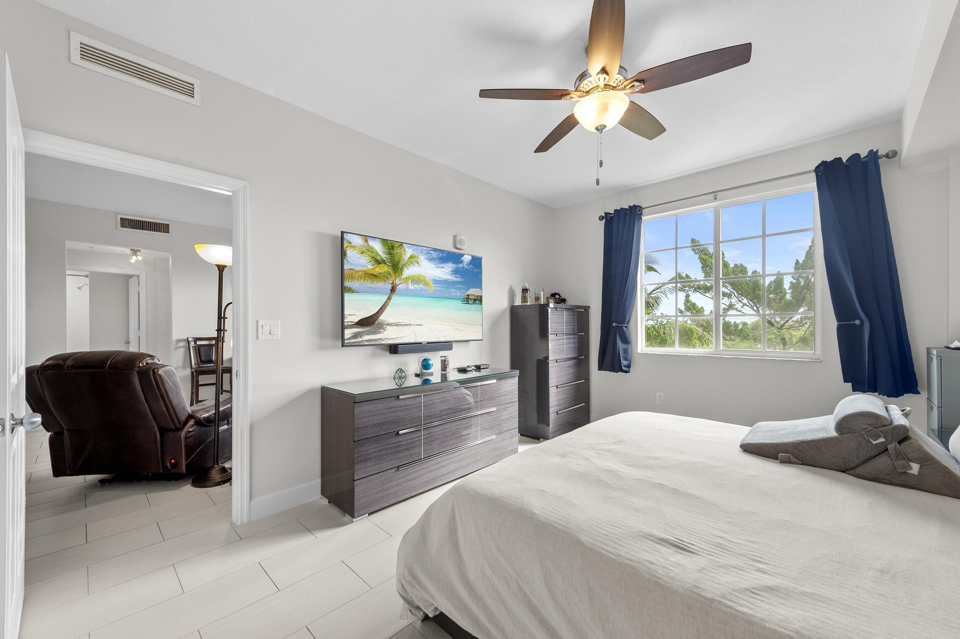 Pineapple Grove Village Condominiums Unit 2401 photo 14