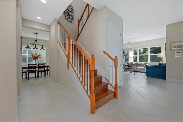  Residence photo 9