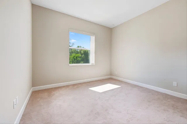  Residence photo 44