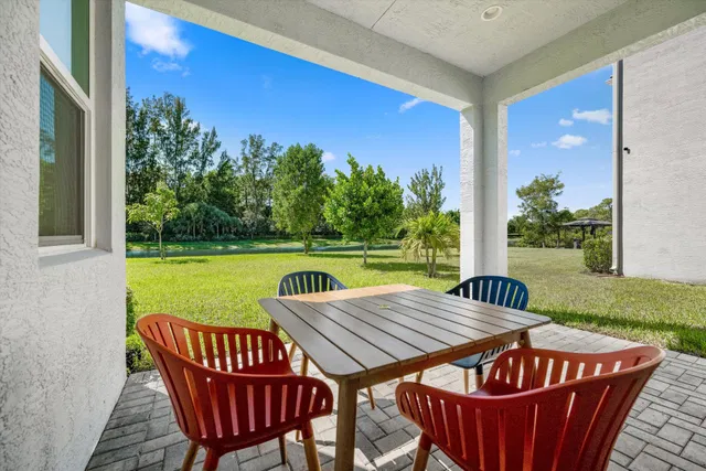  Residence photo 48