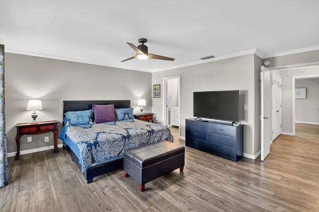 Residence photo 33