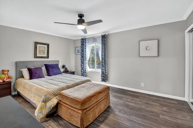 Residence photo 42