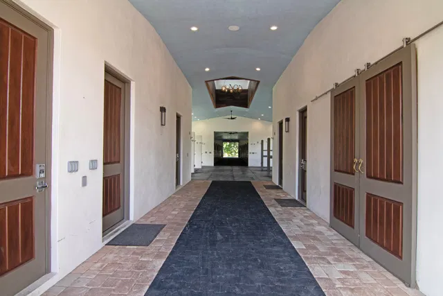 Saddle Trail Park Residence photo 5