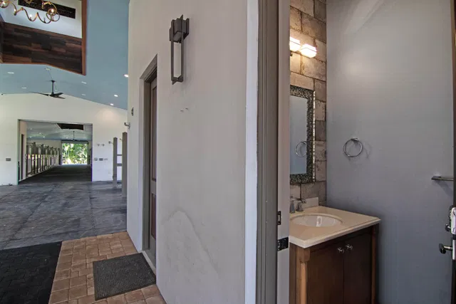 Saddle Trail Park Residence photo 14