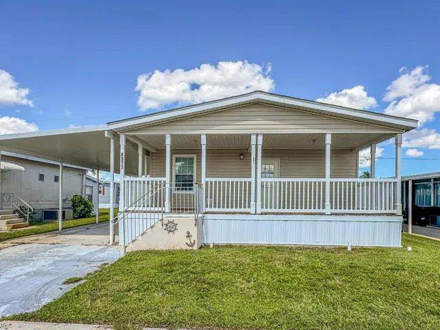 Residence photo 6