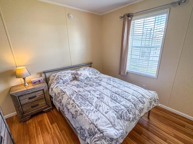 Residence photo 16