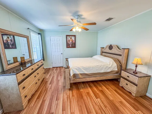 Residence photo 19