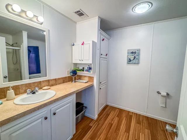 Residence photo 23