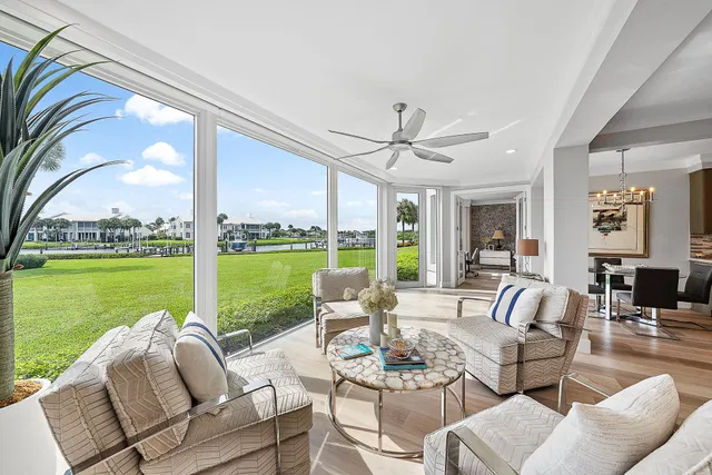 Admirals Cove Residence photo 4