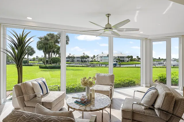 Admirals Cove Residence photo 15