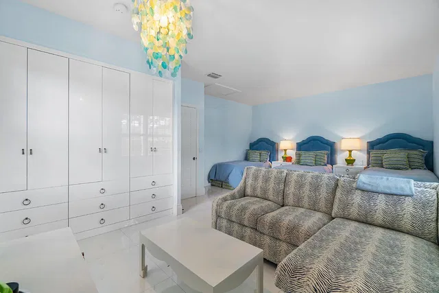 Residence photo 23