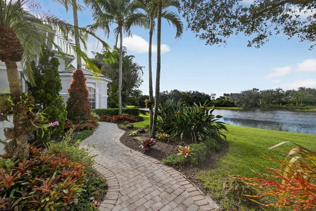 Mirasol Country Club Residence photo 4
