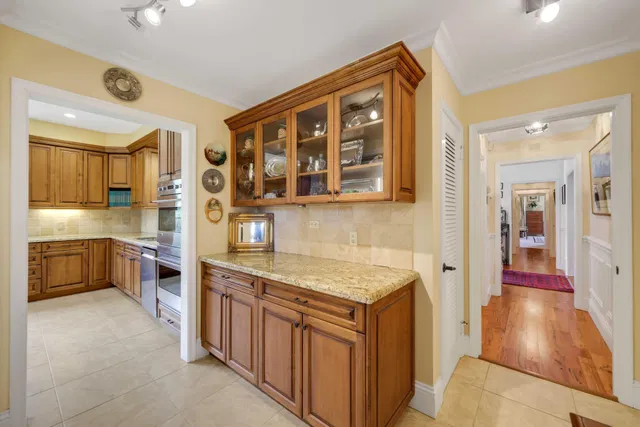 Residence photo 20