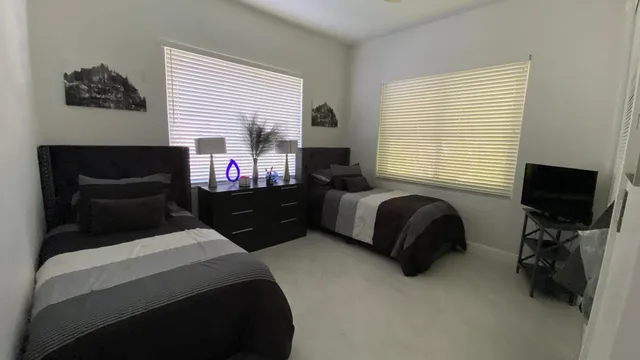 Residence photo 18