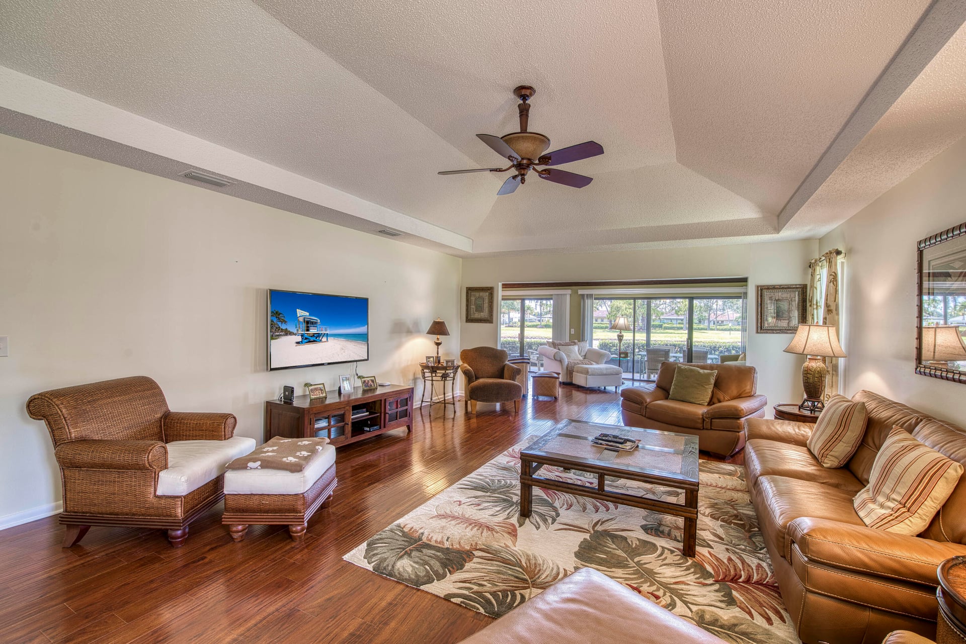 Eastpointe Country Club Residence photo 5