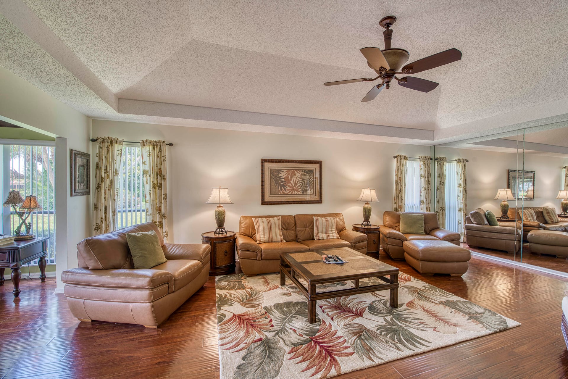 Eastpointe Country Club Residence photo 7