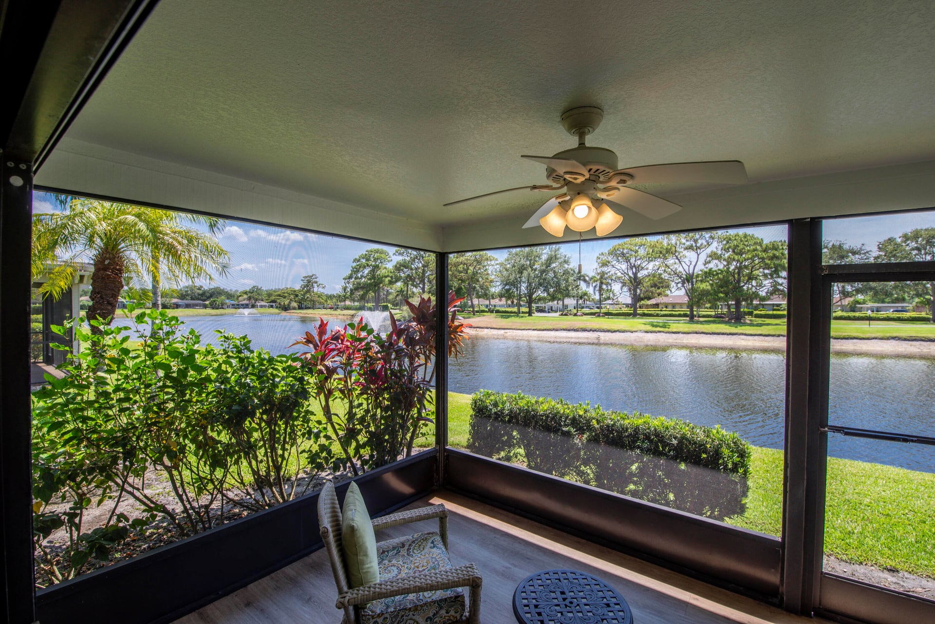 Eastpointe Country Club Residence photo 23