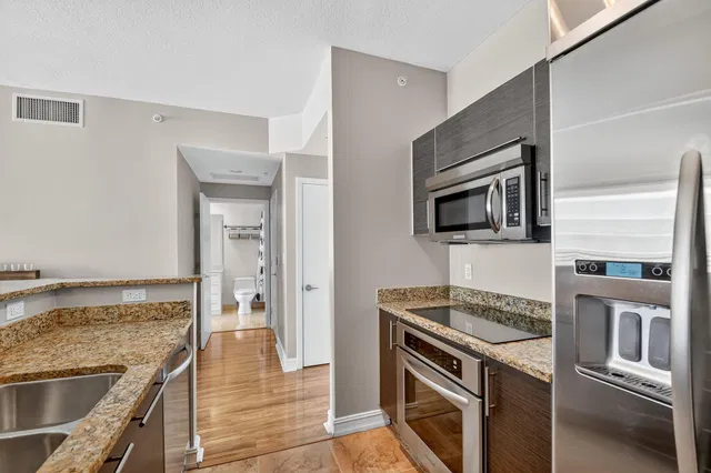 CityPlace South Tower Unit 821 photo 5