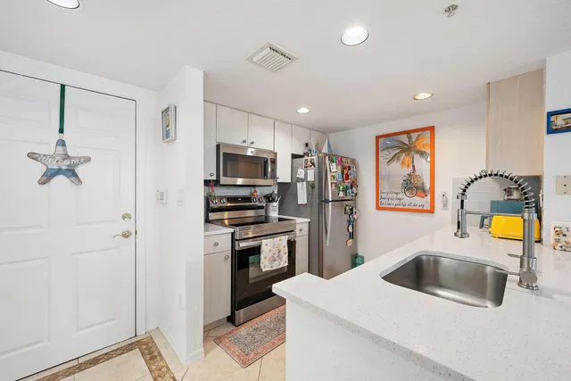 Flagler Pointe Unit 732 photo 3