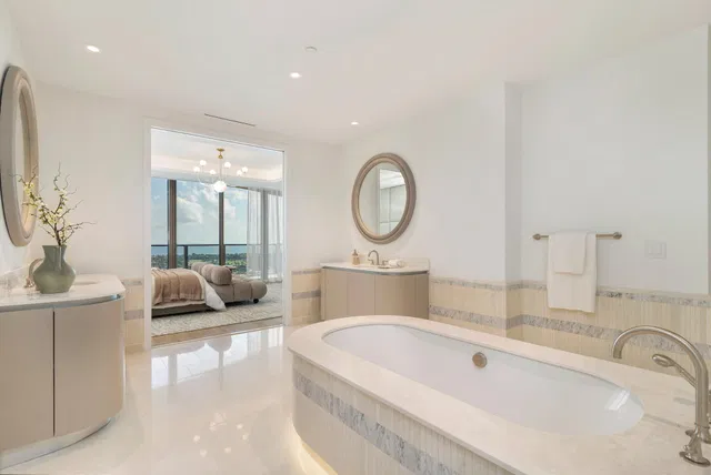 Forte on Flagler Unit 2202 photo 12