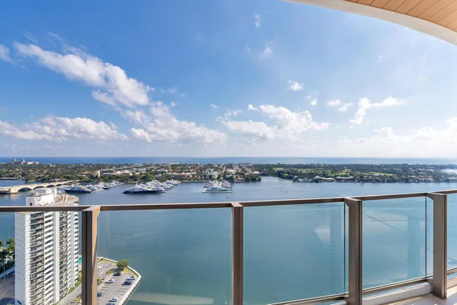 Forte on Flagler Unit 2202 photo 21