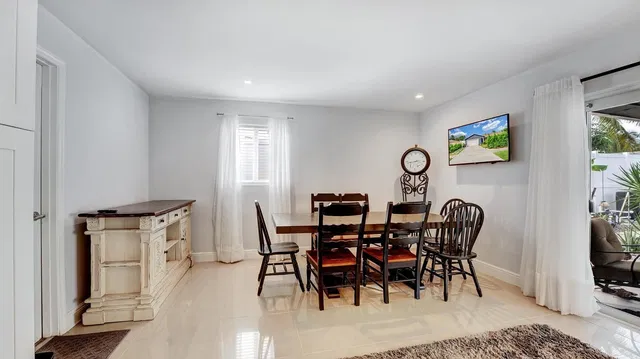 Residence photo 13