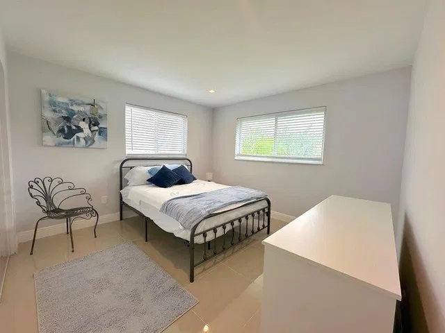 Residence photo 30