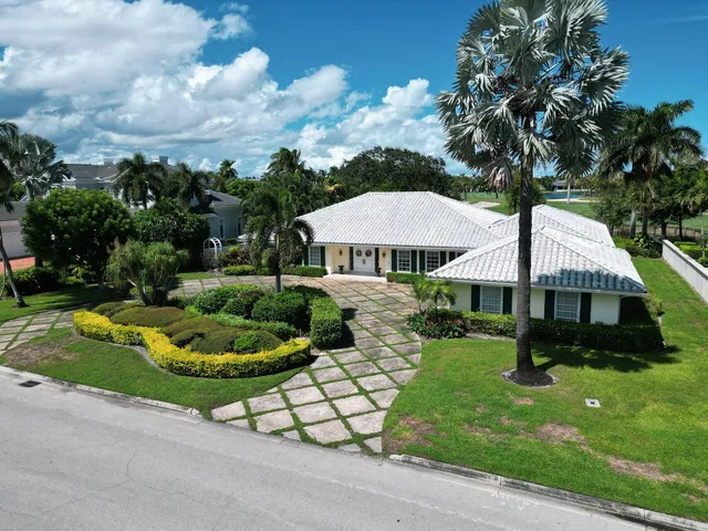 Royal Palm Yacht and Country Club Residence photo 2