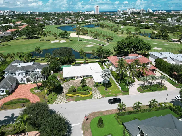 Royal Palm Yacht and Country Club Residence photo 5