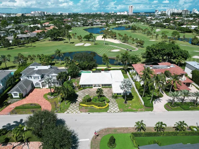 Royal Palm Yacht and Country Club Residence photo 6