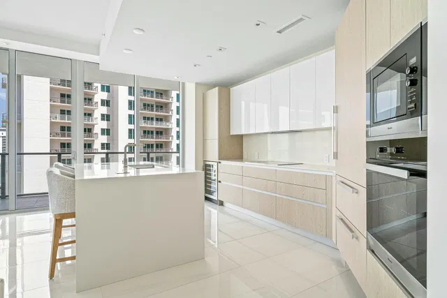 Amrit Ocean Resort & Residences Unit H-1409 photo 6