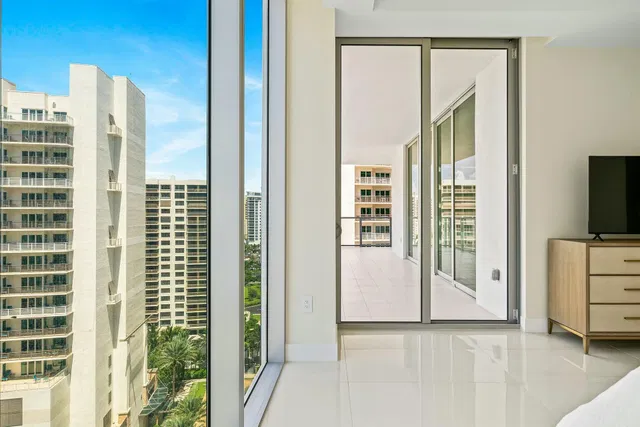 Amrit Ocean Resort & Residences Unit H-1409 photo 18